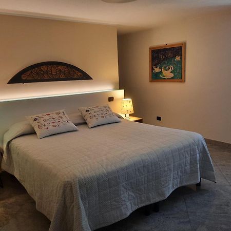 B&B Al Castel Pont-Saint-Martin Exterior photo