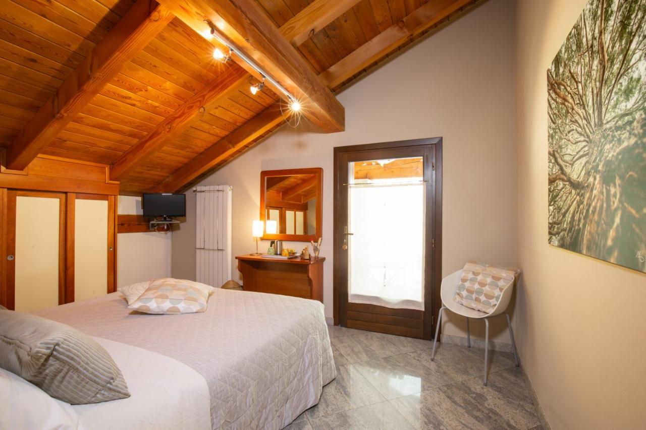 B&B Al Castel Pont-Saint-Martin Exterior photo