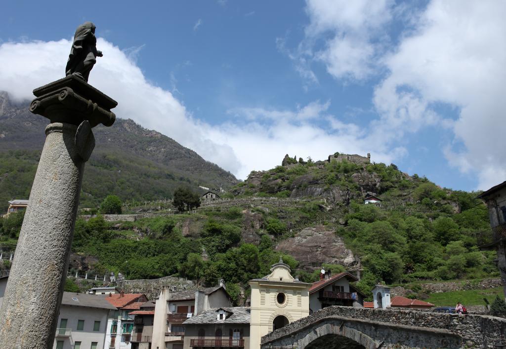 B&B Al Castel Pont-Saint-Martin Exterior photo